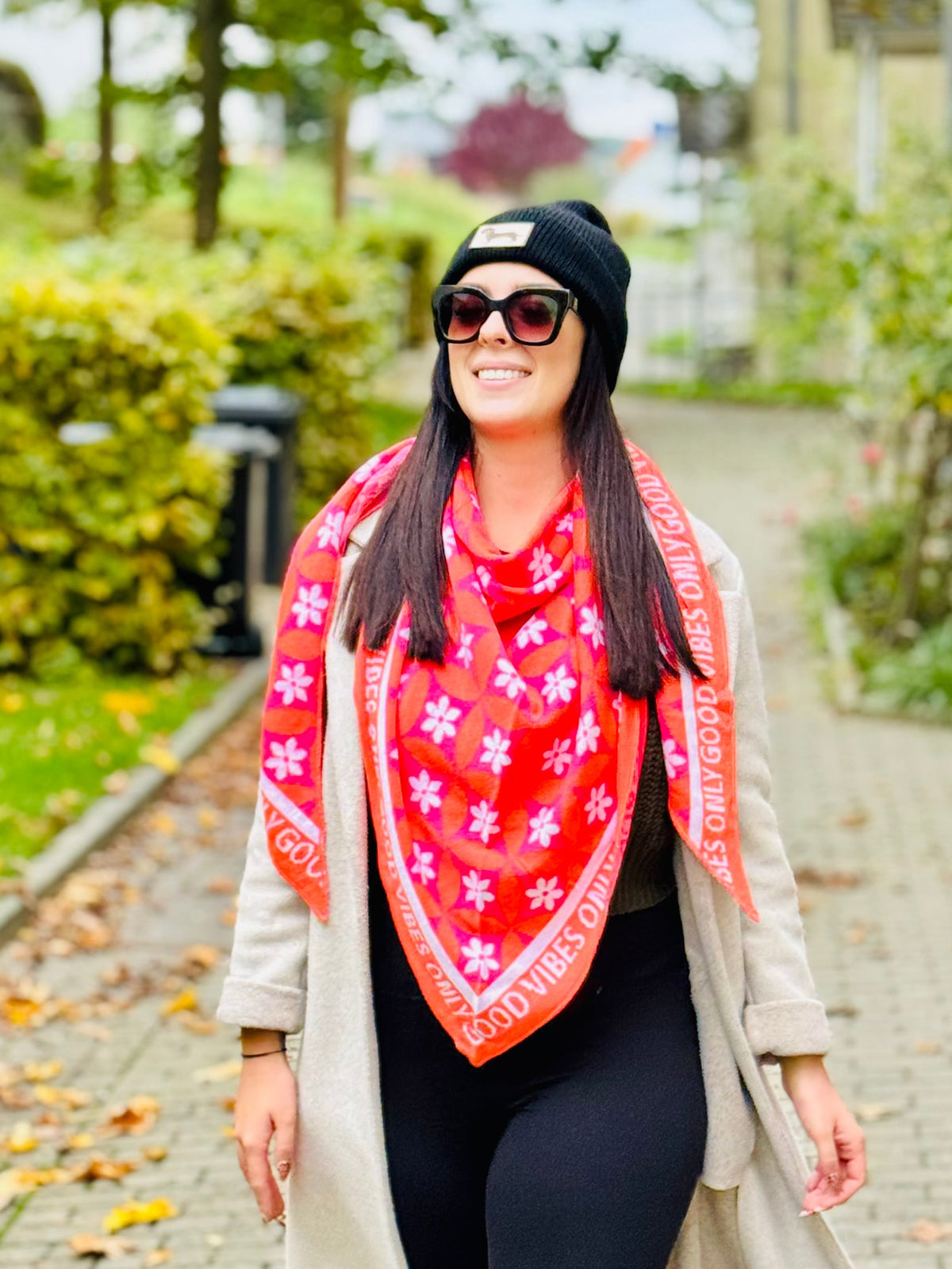Zwillingsherz Schal „Luxury Vibes“ orange, weiß
