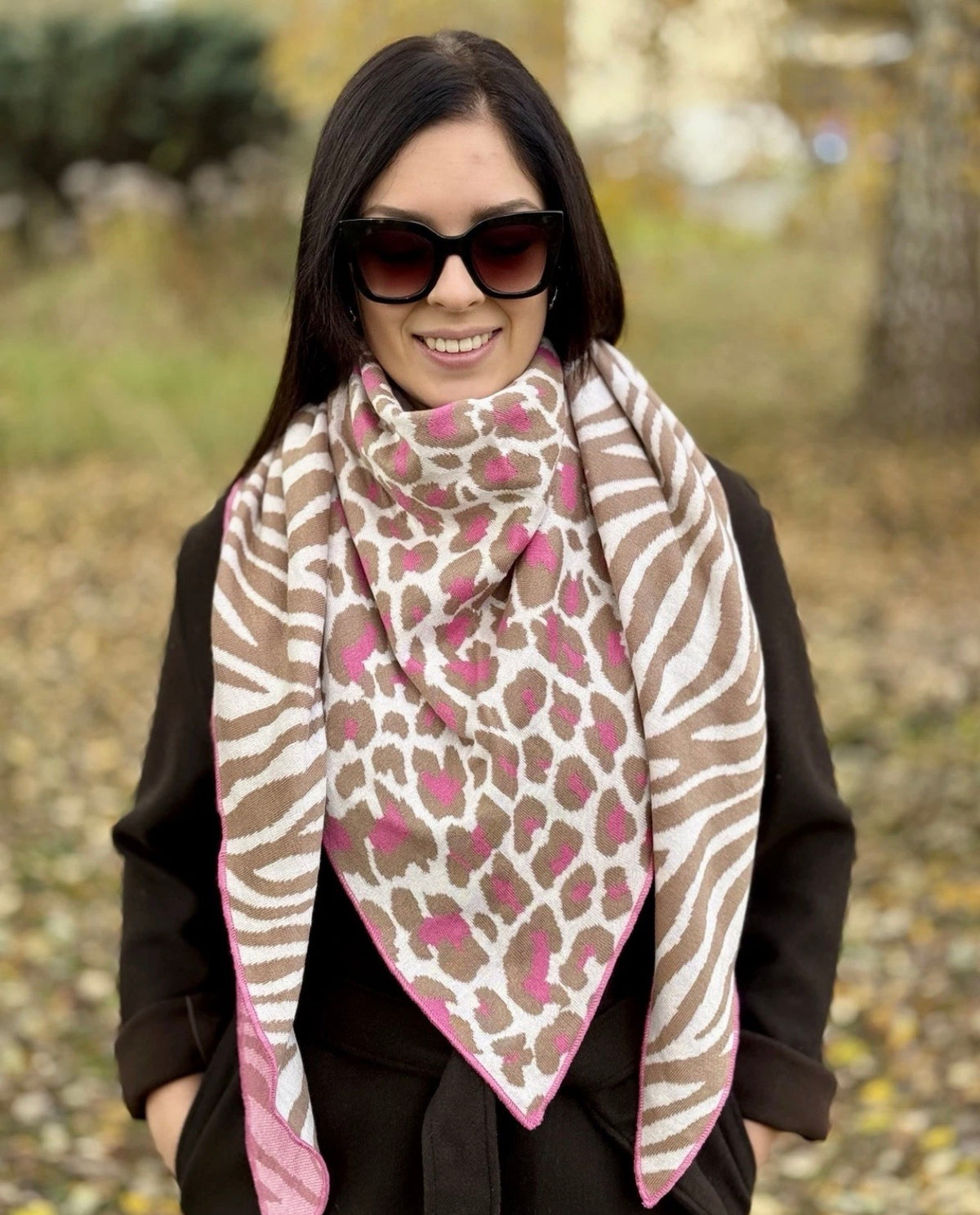 Zwillingsherz Schal „Leo Zebra Strandpink“ braun, weiß, pink