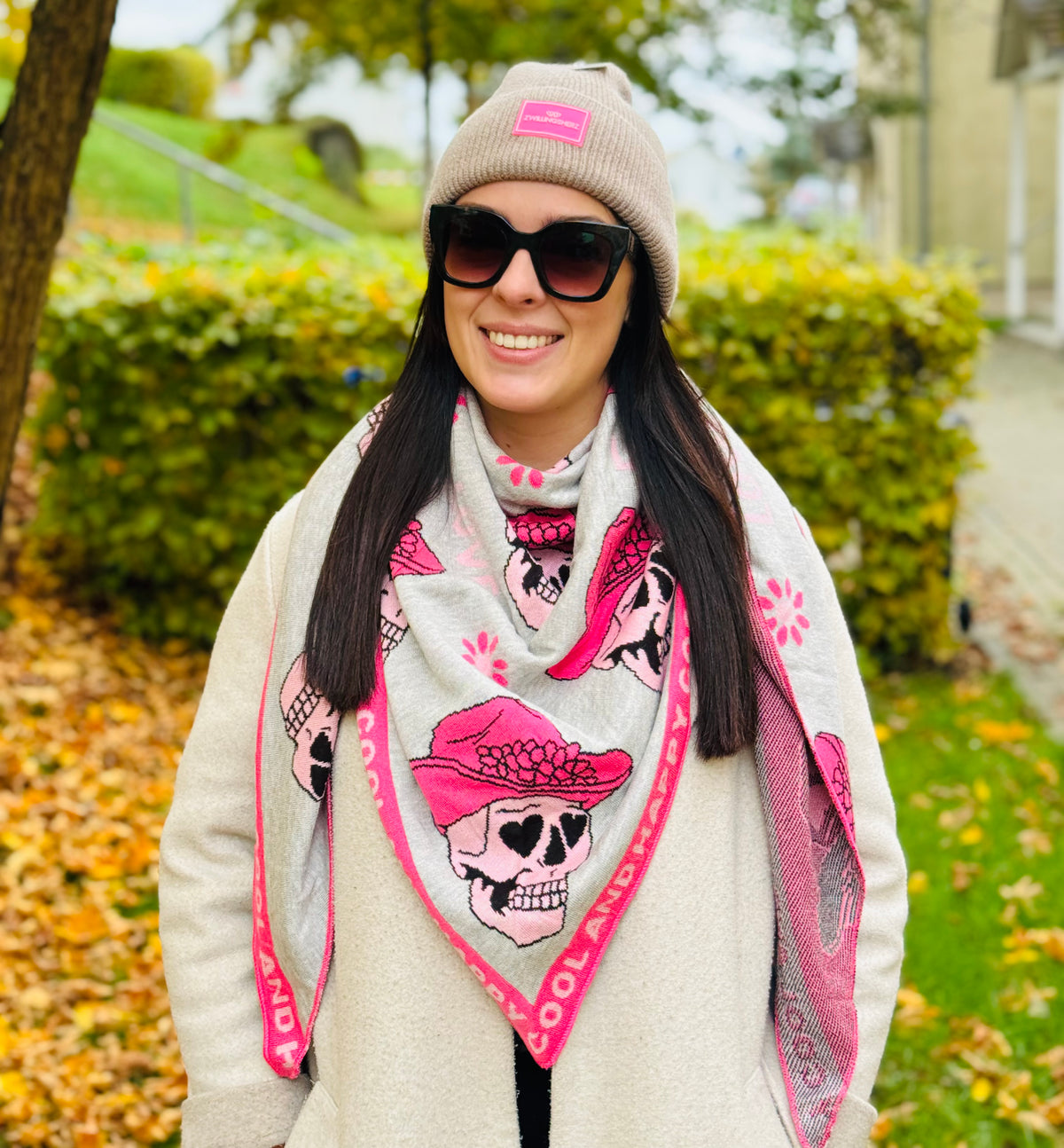 Zwillingsherz Schal „Death Cowboy“ grau, pink