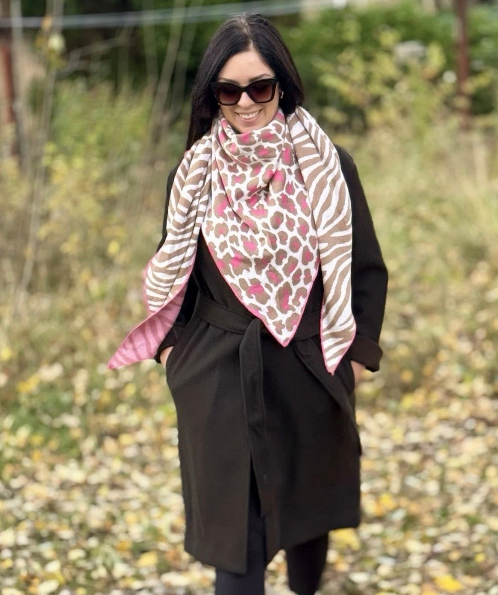 Zwillingsherz Schal „Leo Zebra Strandpink“ braun, weiß, pink
